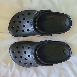 W6 Black Crocs